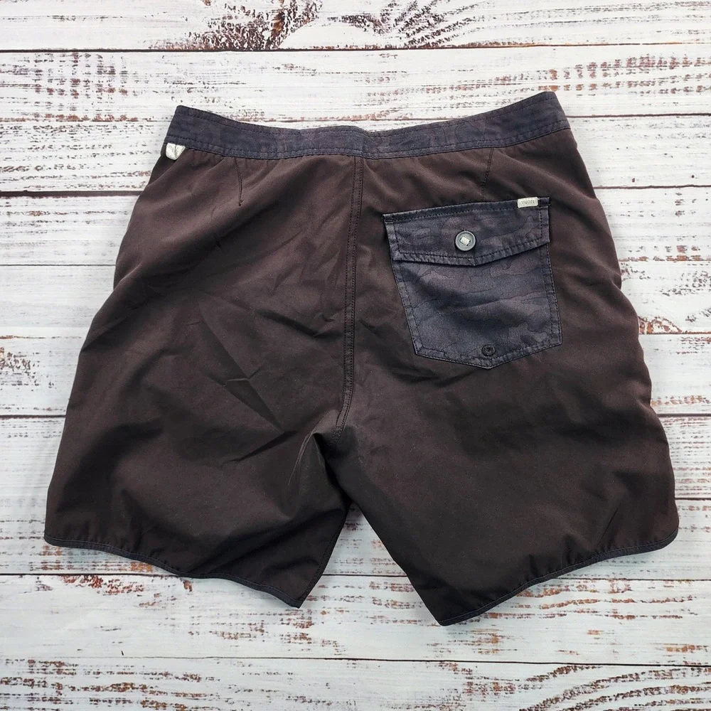 Vuori cruise boardshorts